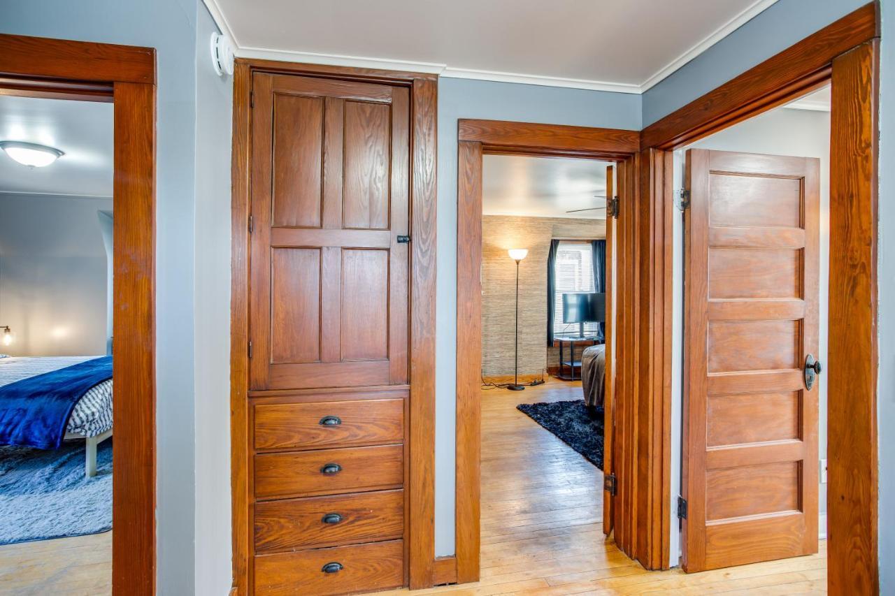 Spacious Home With In-Unit Laundry, Parking, 1Gb Wifi, & Patio Deck ロチェスター エクステリア 写真